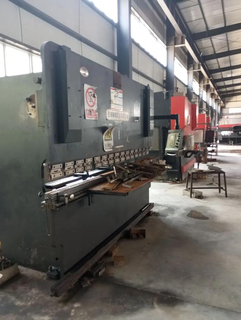 剪板機折彎機對外加工，剪板機折彎機維修師傅