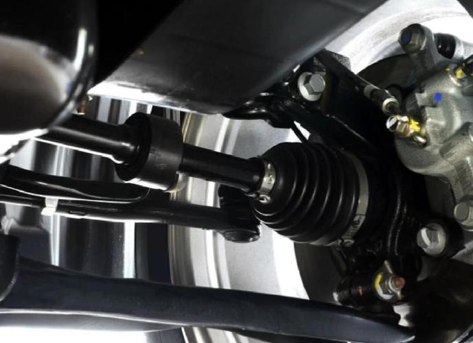 驅動軸位置第1軸/第2軸是四驅嗎，驅動軸英文